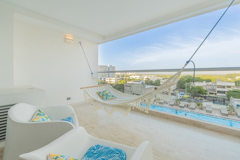 Suite Cama King | Balcón + Piscina | CB634