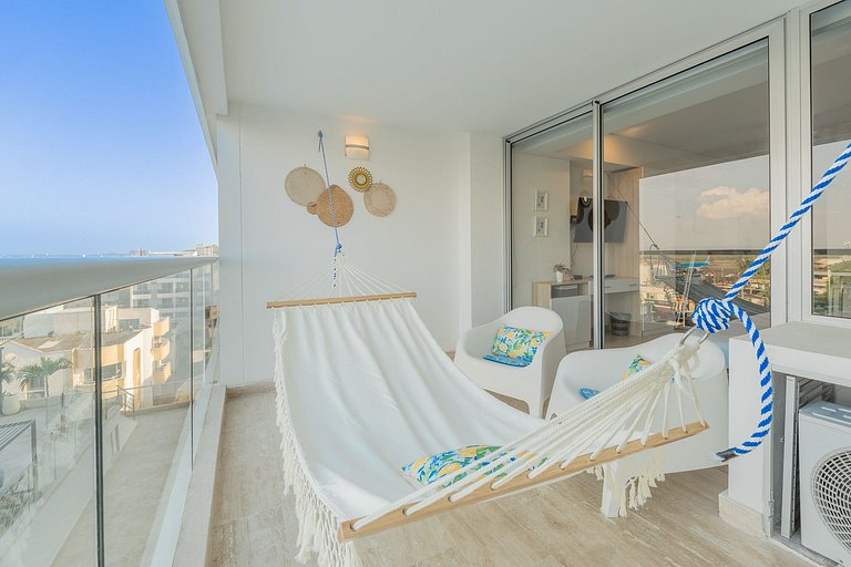 Suite Cama King | Balcón + Piscina | CB634