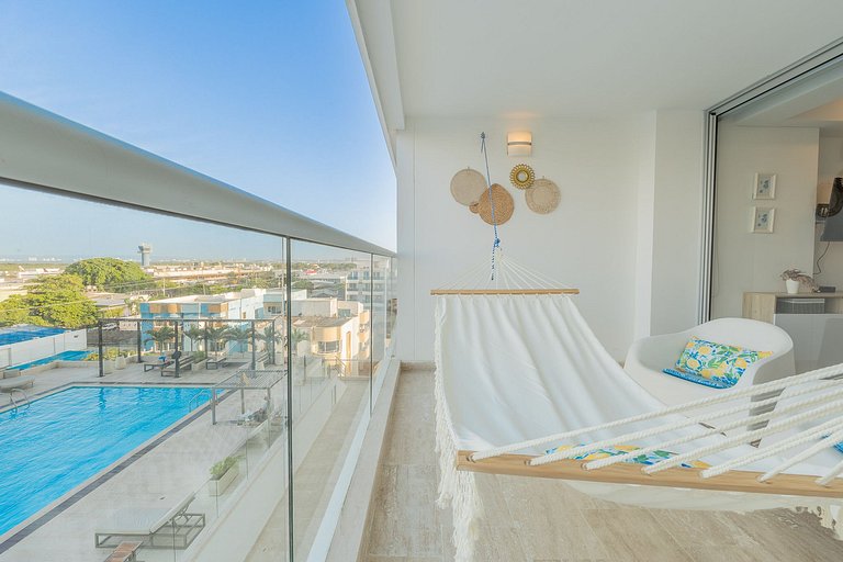 Suite Cama King | Balcón + Piscina | CB634
