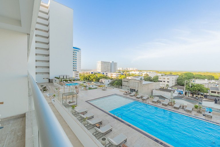 Suite Cama King | Balcón + Piscina | CB634