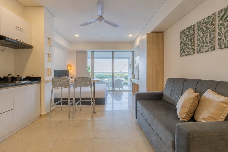 Suite Cama King | Balcón + Piscina | CB634