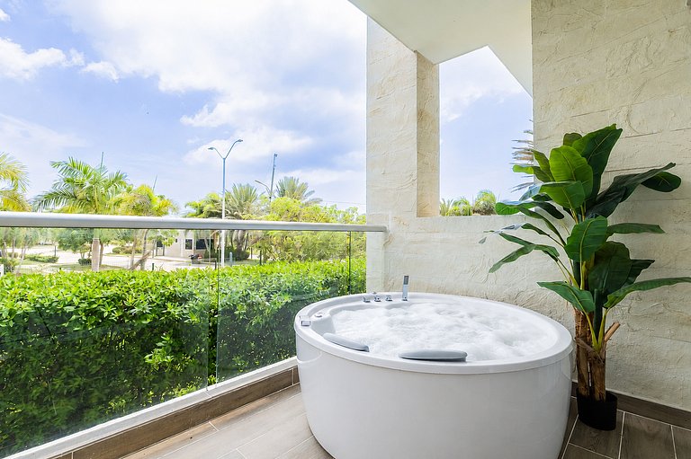 Jacuzzi Priv Camas King Bahía Kristal Privé BP1-1O