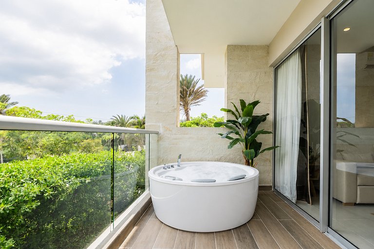 Jacuzzi Priv Camas King Bahía Kristal Privé BP1-1O
