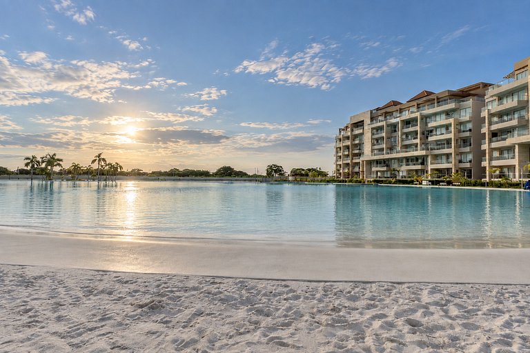 Baia Kristal: playa privada, laguna y balcón