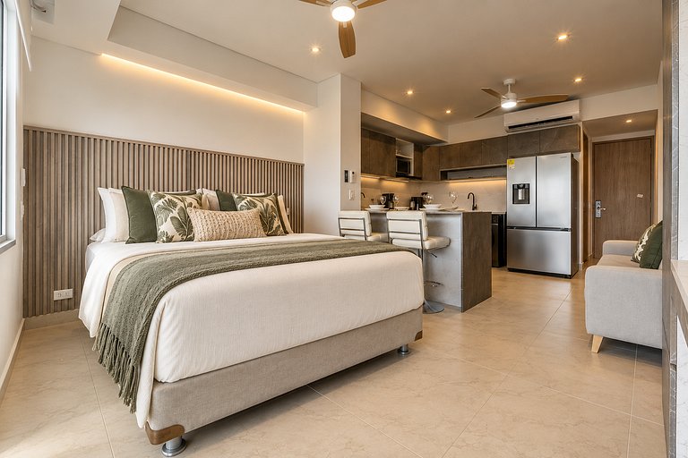Último Piso con Vista Costera y Balcón CB1637