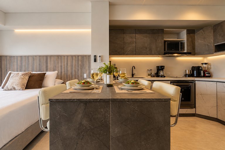 Último Piso con Vista Costera y Balcón CB1637