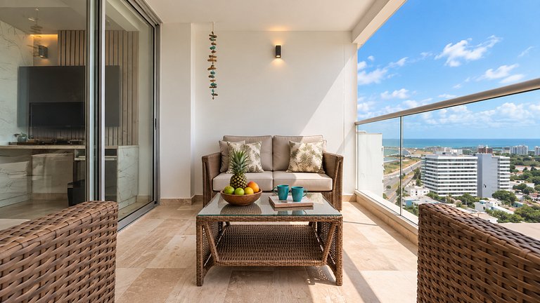 Último Piso con Vista Costera y Balcón CB1637